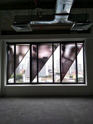 Connexion (D8), Retail #527949071